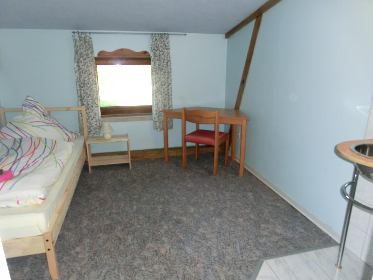 Domane Neu Gaarz Hostel Værelse billede
