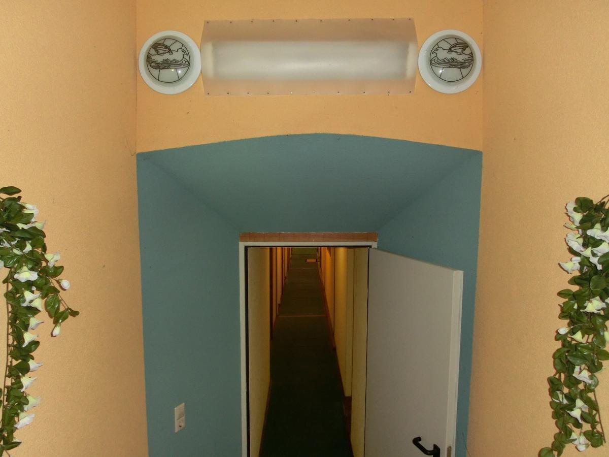 Domane Neu Gaarz Hostel Eksteriør billede