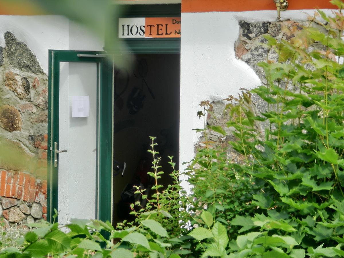 Domane Neu Gaarz Hostel Eksteriør billede
